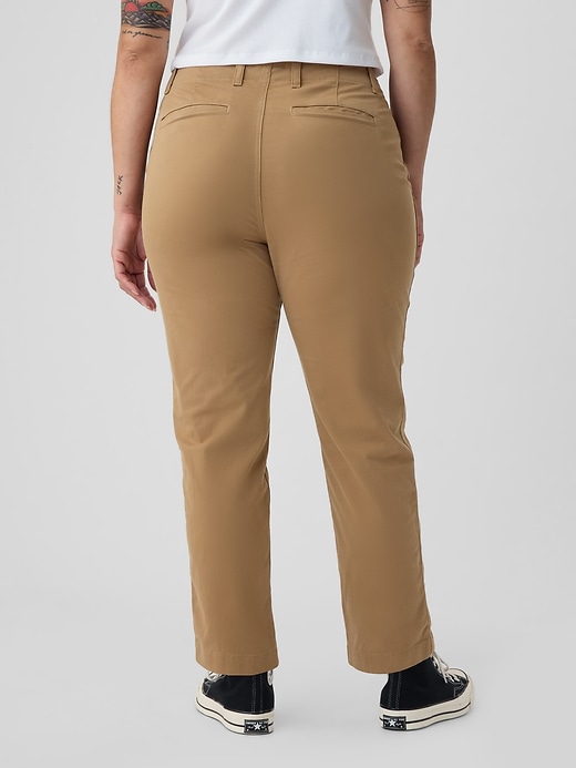 khakis für die innenstadt mittlere größe