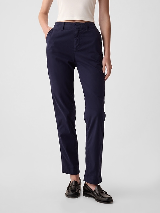 khakis für die innenstadt mittlere größe