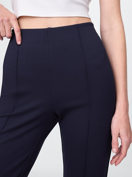 hochgeschnittene doppelt gestrickte cropped-hose