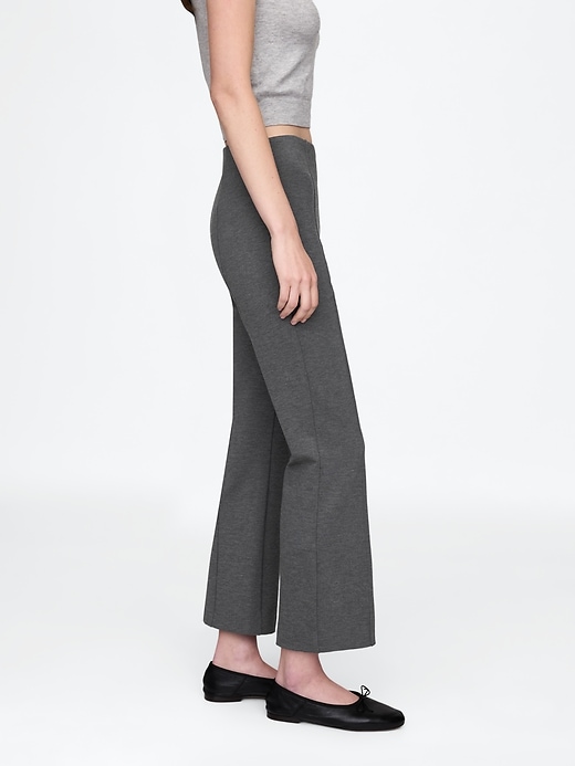 hochgeschnittene doppelt gestrickte cropped-hose