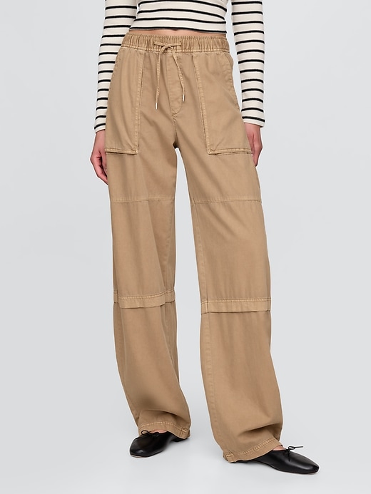 mittelhohe bequeme hose
