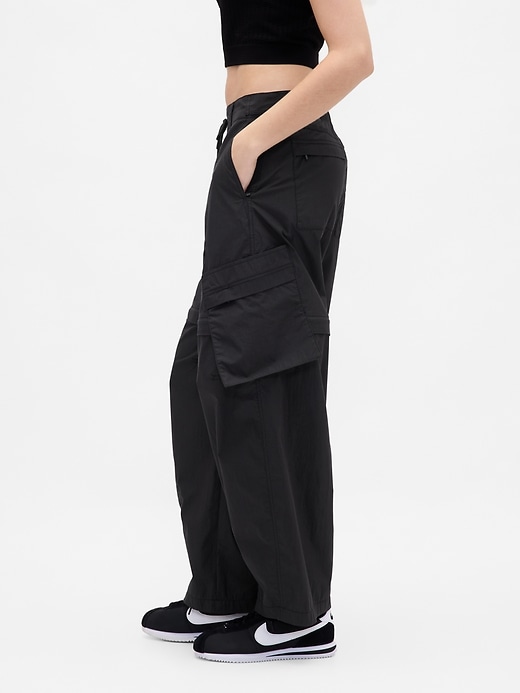 gap × bÉis convertible cargo barrel hose