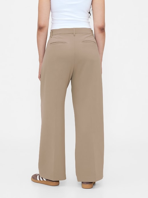 365 hüfthose mit bundfalten und weitem bein
