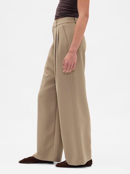 365 hochgeschnittene faltenhose