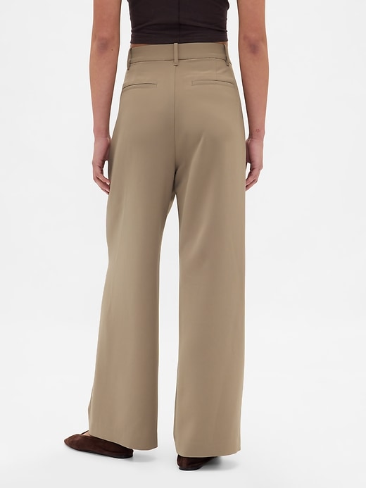 365 hochgeschnittene faltenhose