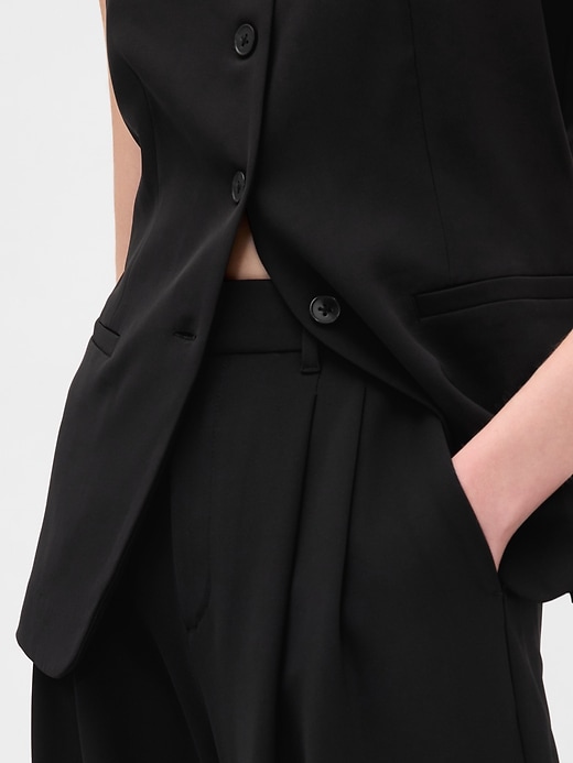 365 hochgeschnittene faltenhose