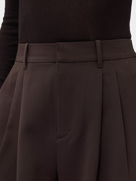 365 hochgeschnittene faltenhose
