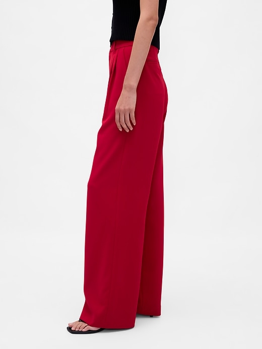 365 hochgeschnittene faltenhose