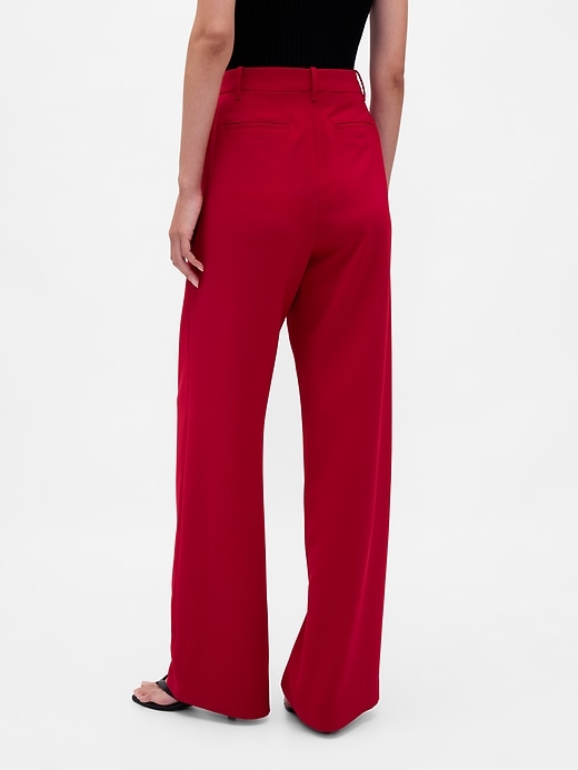 365 hochgeschnittene faltenhose