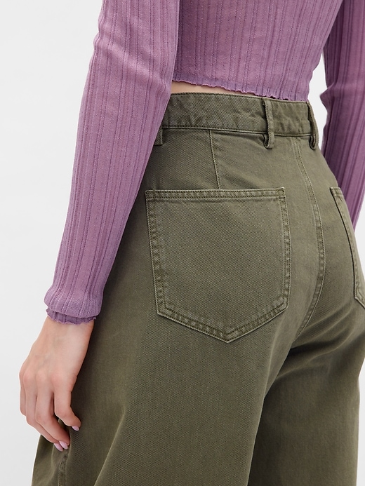 twill-hosen mit mittelhohem bund