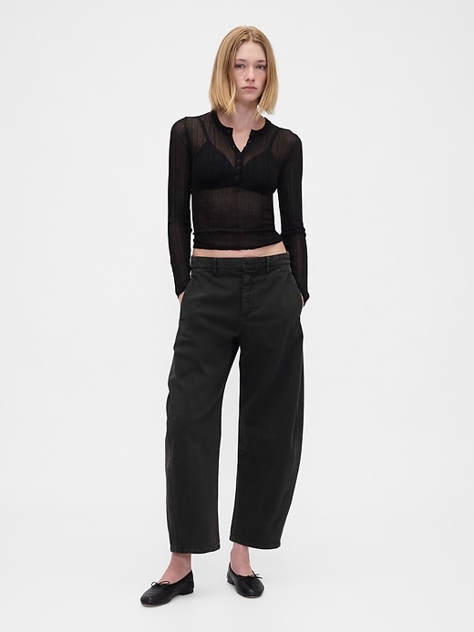 twill-hosen mit mittelhohem bund