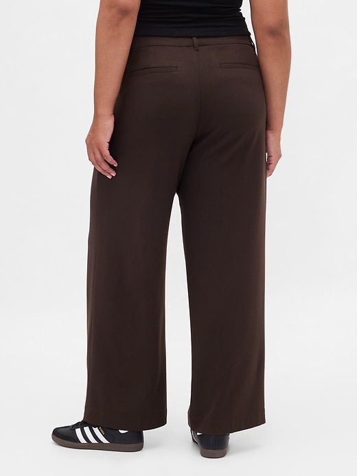 365 hüfthose aus gebürstetem twill mit falten