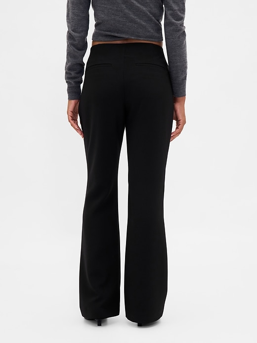 schlaghose aus twill mit niedrigem bund