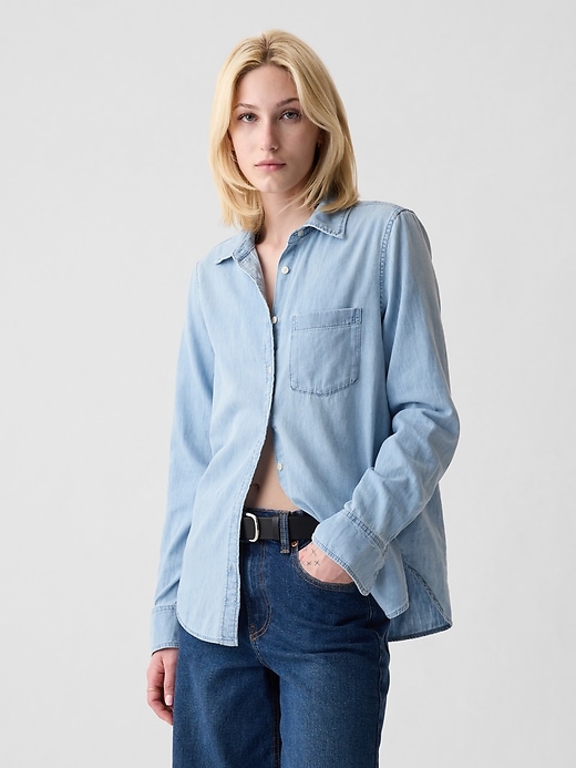 klassisches denim-hemd aus bio-baumwolle