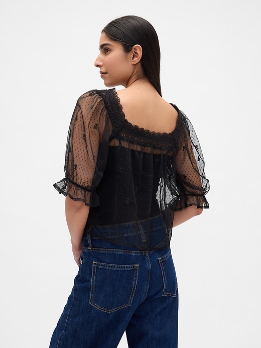 transparentes tüll-top mit stickerei