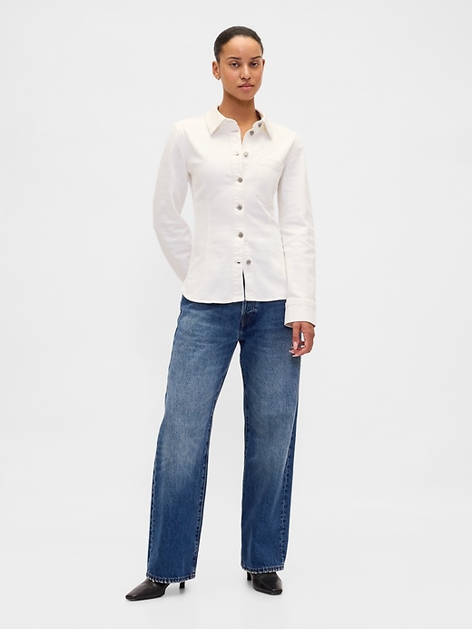 jeanshemd mit gürtel