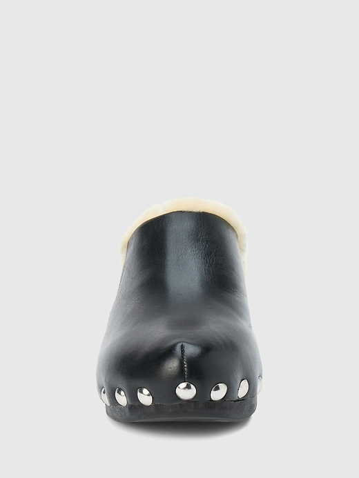 mayfair clog