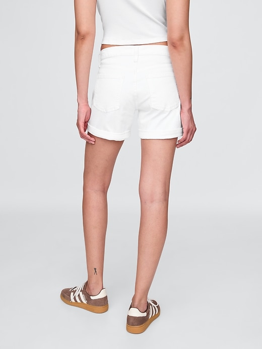 5 mid rise girlfriend shorts