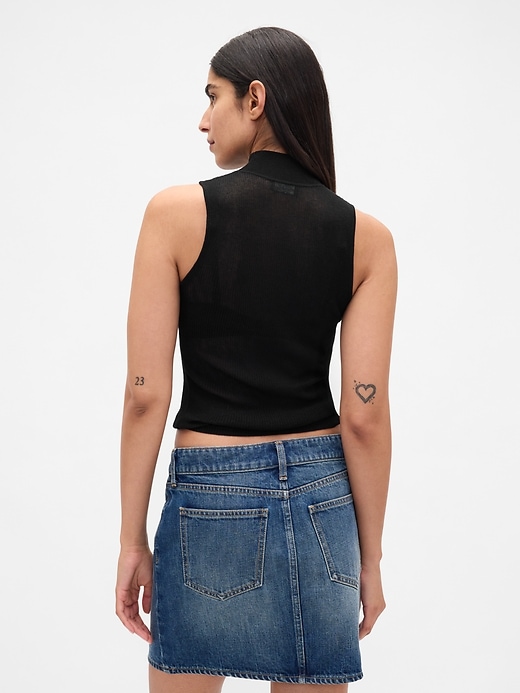 transparentes rippstrick-tanktop mit stehkragen