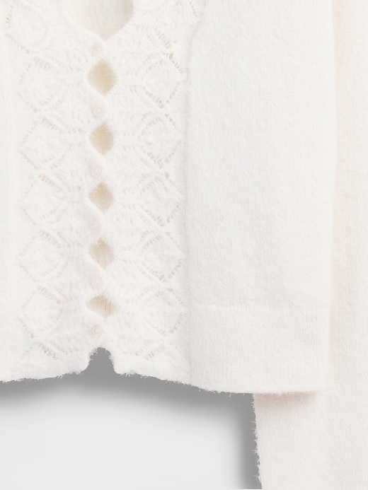 flauschiger punktierter gewellter crop-cardigan