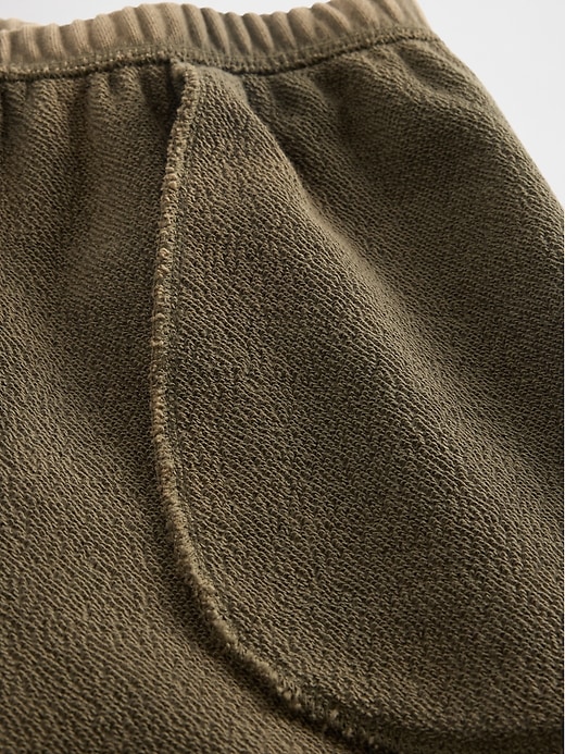3 schwere french-terry-sweatshorts