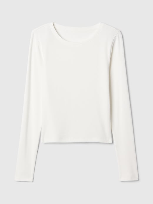 modernes rippstrick-crop-t-shirt
