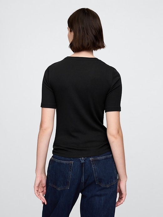 modernes rundhals-t-shirt