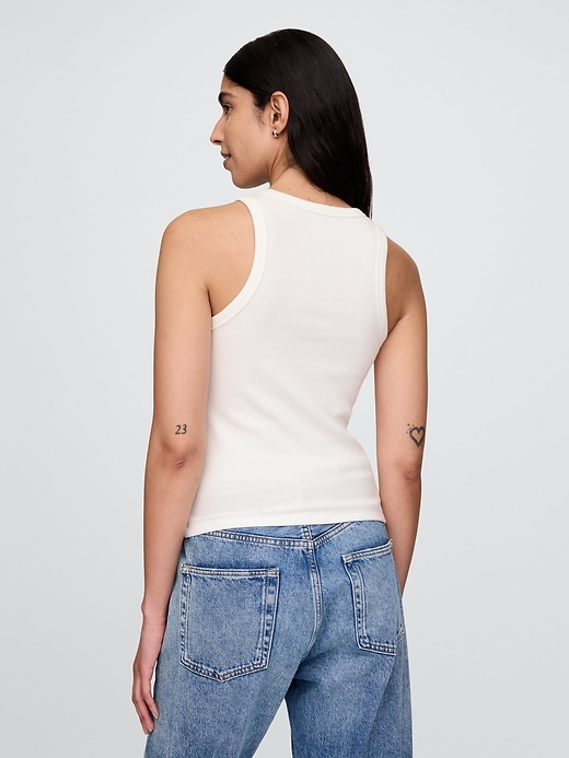 modernes geripptes neckholder-tanktop