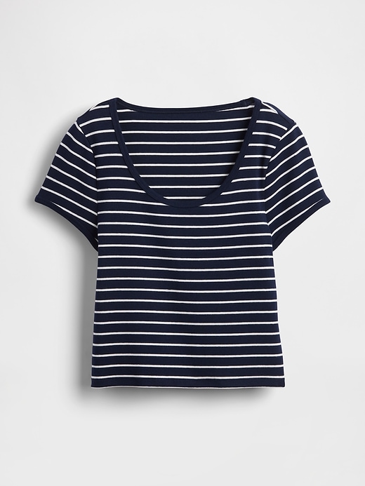 modernes crop-t-shirt mit kurzen Ärmeln