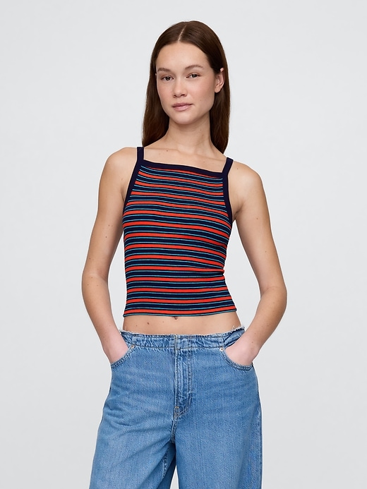modernes bauchfreies tanktop mit schürzenkragen