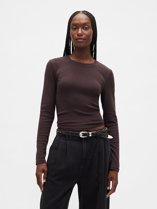 modernes crop-t-shirt