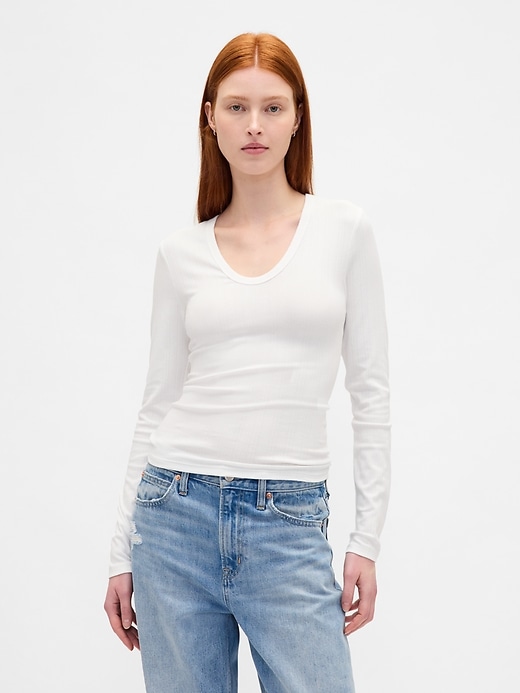 transparentes modernes rippstrick-t-shirt