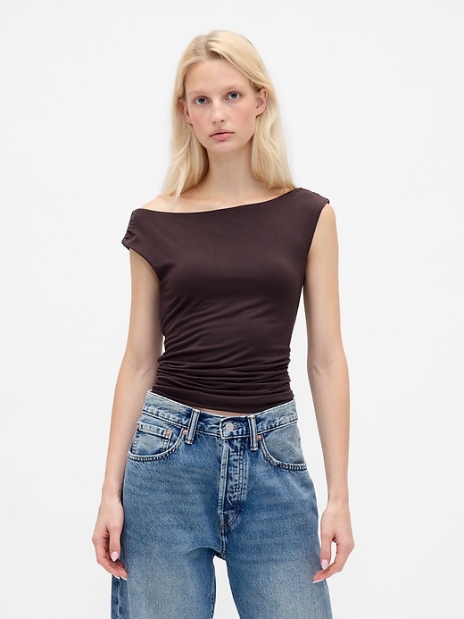 schulterfreies gerafftes crop-top