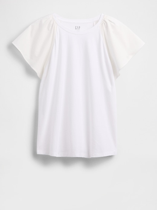 t-shirt mit flatternden Ärmeln