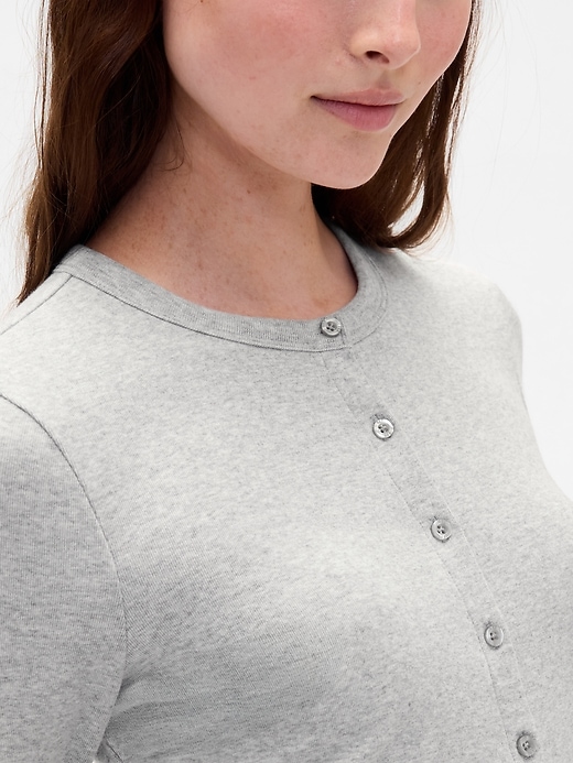 moderner rundhals-cardigan