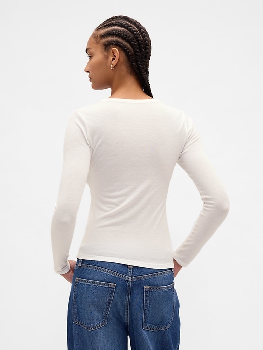 henley-t-shirt mit transparentem rippstrick