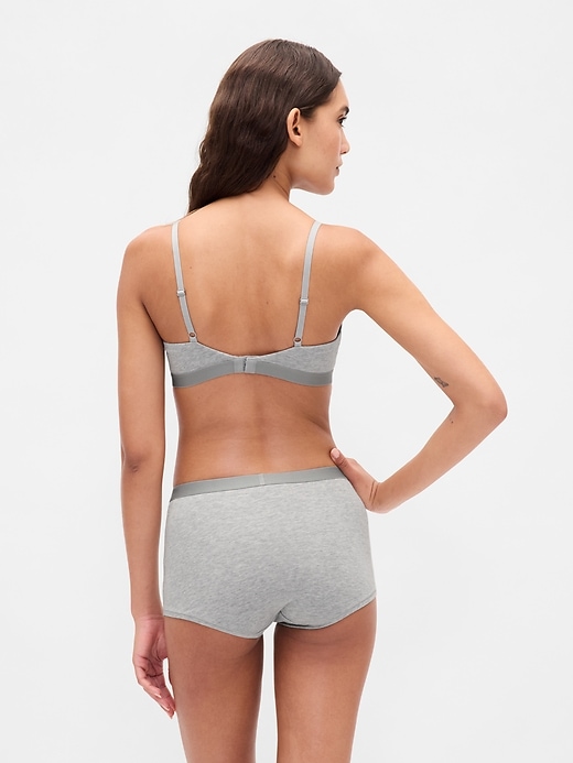 kurze hose aus bio-stretch-baumwolle mit hohem bund