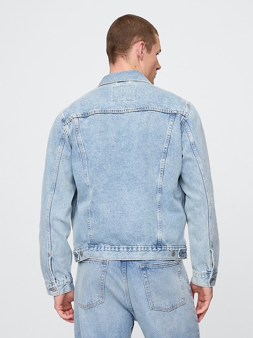klassische icon jeansjacke