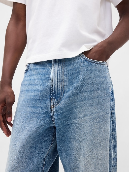 baggy jeans