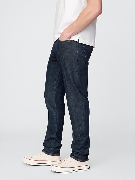 slim jeans