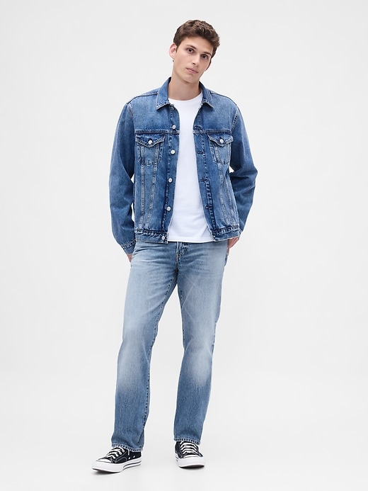 relaxed straight jeans