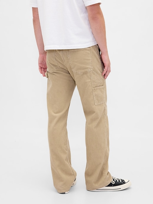 cordhose im stil der 90er jahre locker geschnitten für zimmerleute
