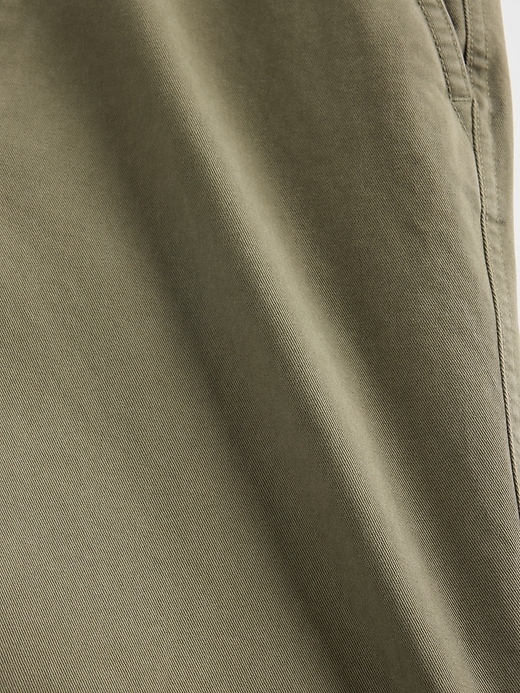 schweres twill-khaki im 90er-jahre-stil locker geschnitten