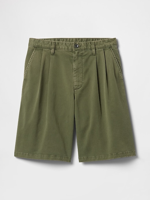 plissierte khaki-shorts