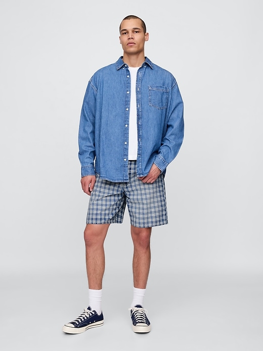 lässige jeans-karo-shorts aus den 90ern