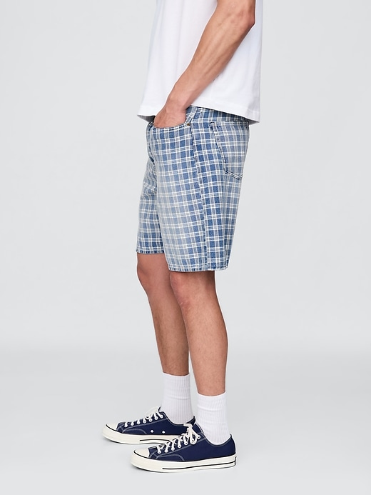 lässige jeans-karo-shorts aus den 90ern