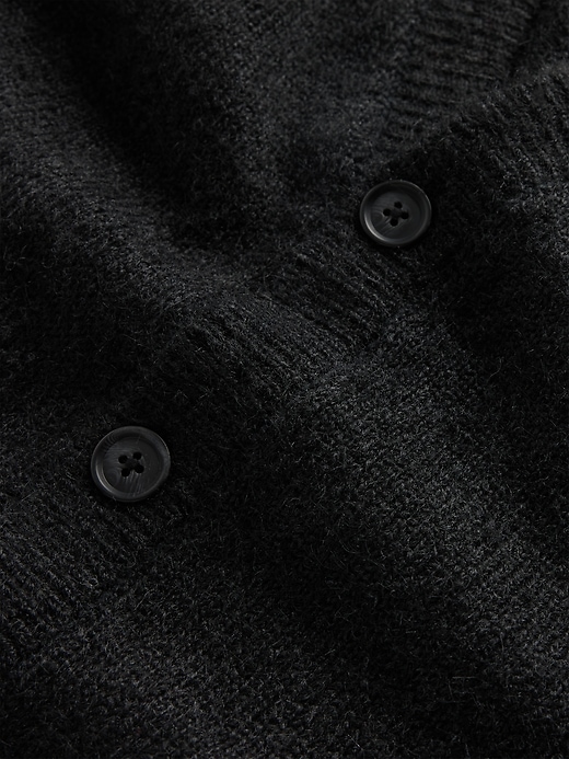 flauschiger lässiger crop-cardigan
