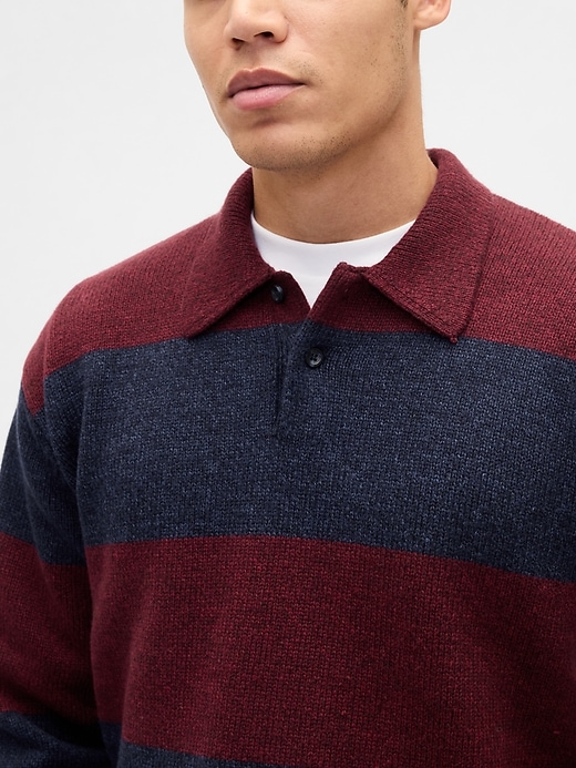 polo-pullover mit rugby-streifen