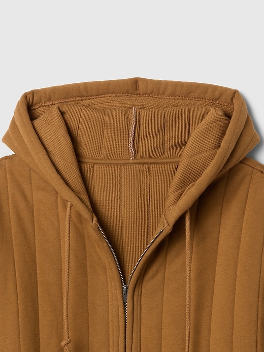 gesteppter kapuzenpullover mit waffelfutter und reißverschluss