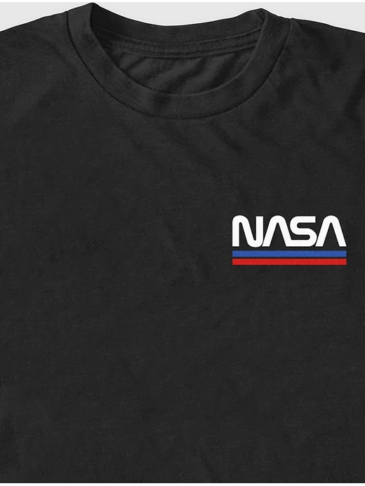 t-shirt mit nasa-logo